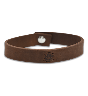 Störtebeker Armband aus echtem Leder. Mit geschlossenem Druckknopf.